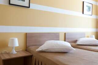Отель Hotel Pandora Sport Фокшани Двухместный номер с 2 отдельными кроватями-4